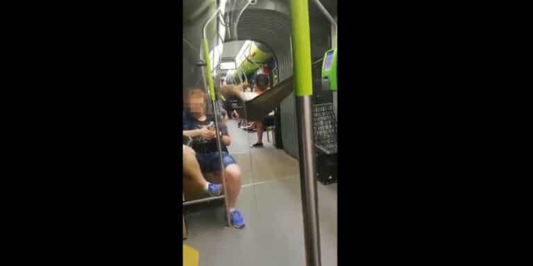 Hit olsztyńskiego internetu. Chłopak rozwiesił hamak w tramwaju [WIDEO]