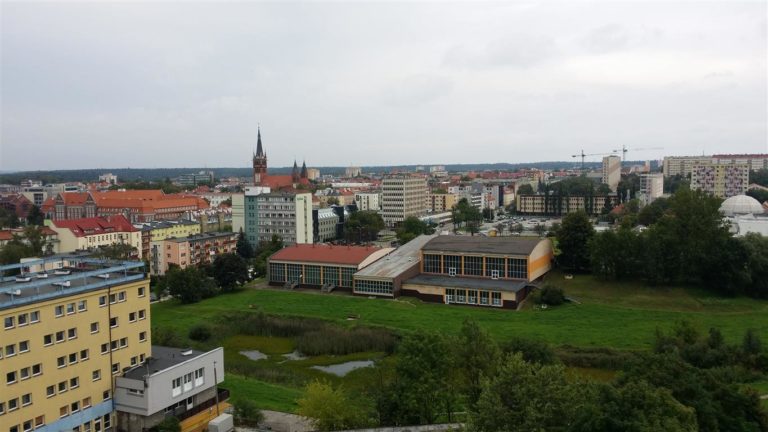 W centrum Olsztyna zastrzelił lekarza. Prokuratura ma problem