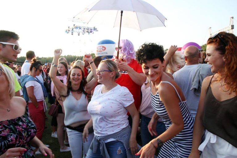 Fotorelacja z festiwalu disco polo na olsztyńskich Dajtkach