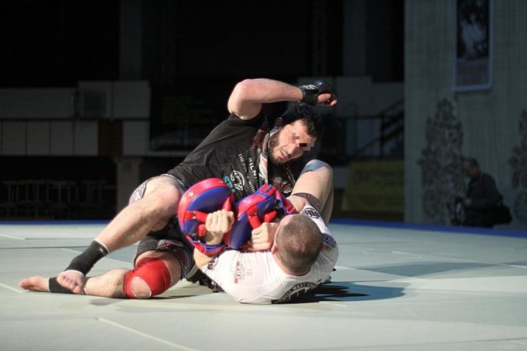 Mamed wraca do&hellip; klatki! Wzruszający wpis mistrza MMA