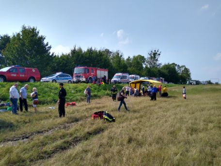 Wypadek autokaru z pielgrzymami pod Olsztynem [FOTO]
