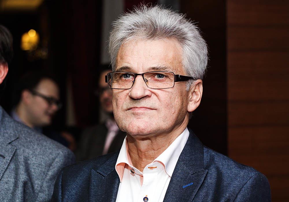 Prezes nie chce ujawnić zarobk&oacute;w, choć nakazał mu to sąd