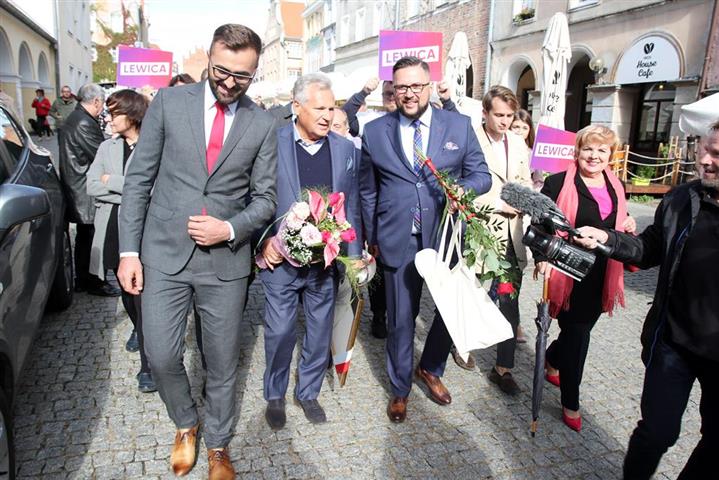 Były prezydent w Olsztynie wspierał kandydatów lewicowego bloku [FOTO]