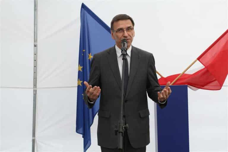 Prezydent Grzymowicz atakuje polski rząd i żali się na fatalny stan finans&oacute;w Olsztyna