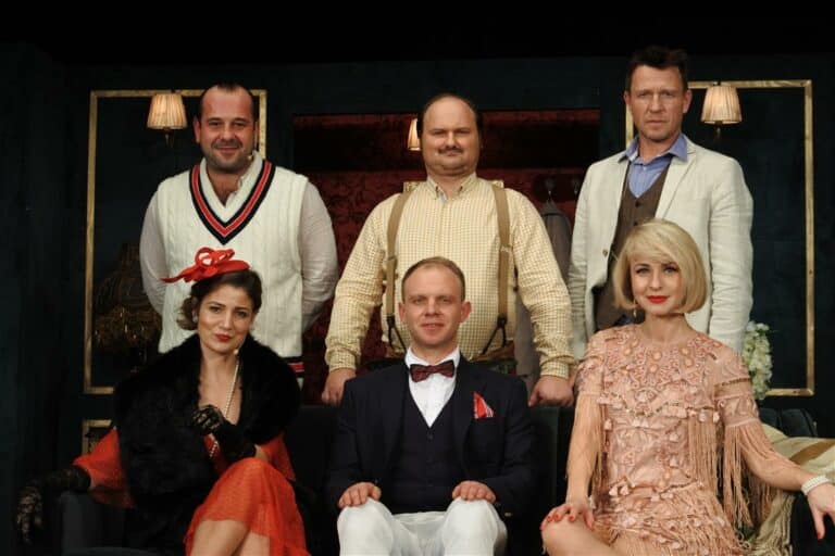 Teatr Olsztyn. „Weekend z R.” – mistrzowska farsa Robina Hawdona pełna znakomitych kreacji!