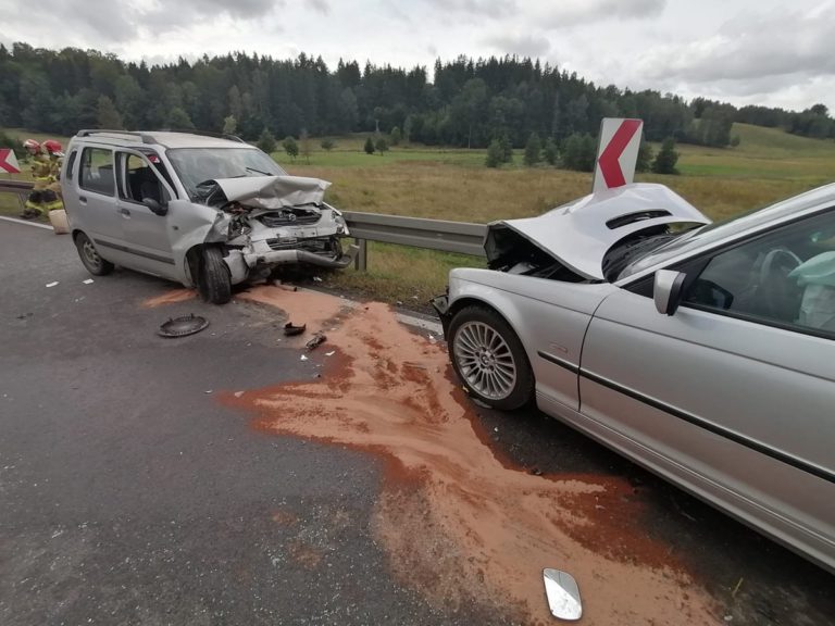 Uwaga kierowcy! Wypadek pod Olsztynem. Możliwe utrudnienia [FOTO]