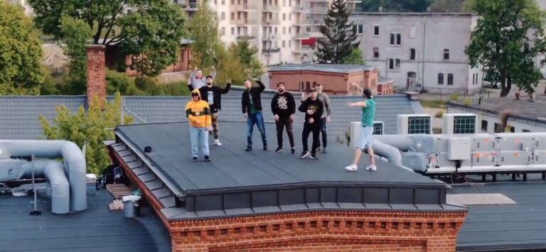 Olsztyńscy raperzy nagrali klip promujący walkę z marnowaniem żywności [WIDEO]