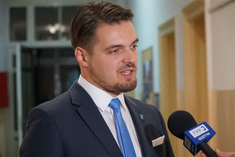 Okręg olsztyński. Wyniki wyborów ze 100% komisji. Wiemy kto został posłem