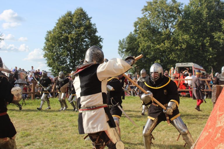 Na Polach Grunwaldu stanie pomnik upamiętniający Litwin&oacute;w