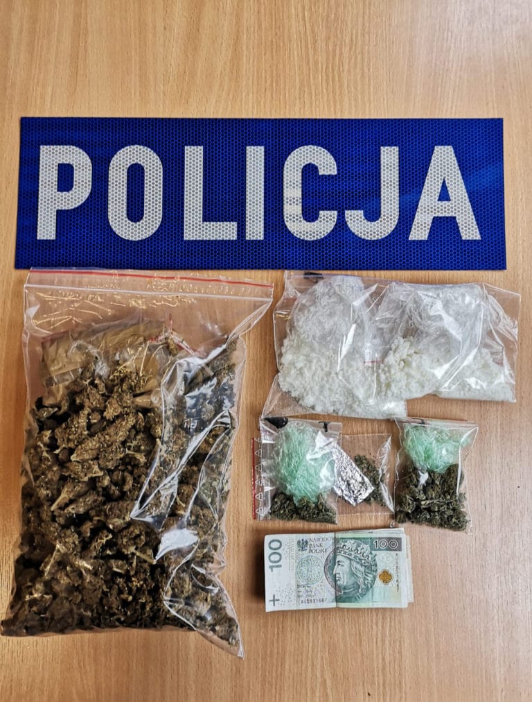 Pod Olsztynem zatrzymano mężczyznę z dużą ilością narkotyk&oacute;w. Czy to diler?