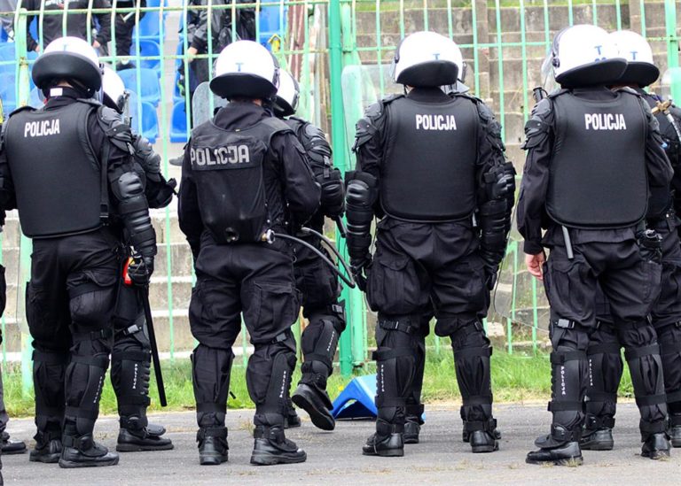 Dwuletni zakaz stadionowy dla &bdquo;kibic&oacute;w&rdquo; Stomilu