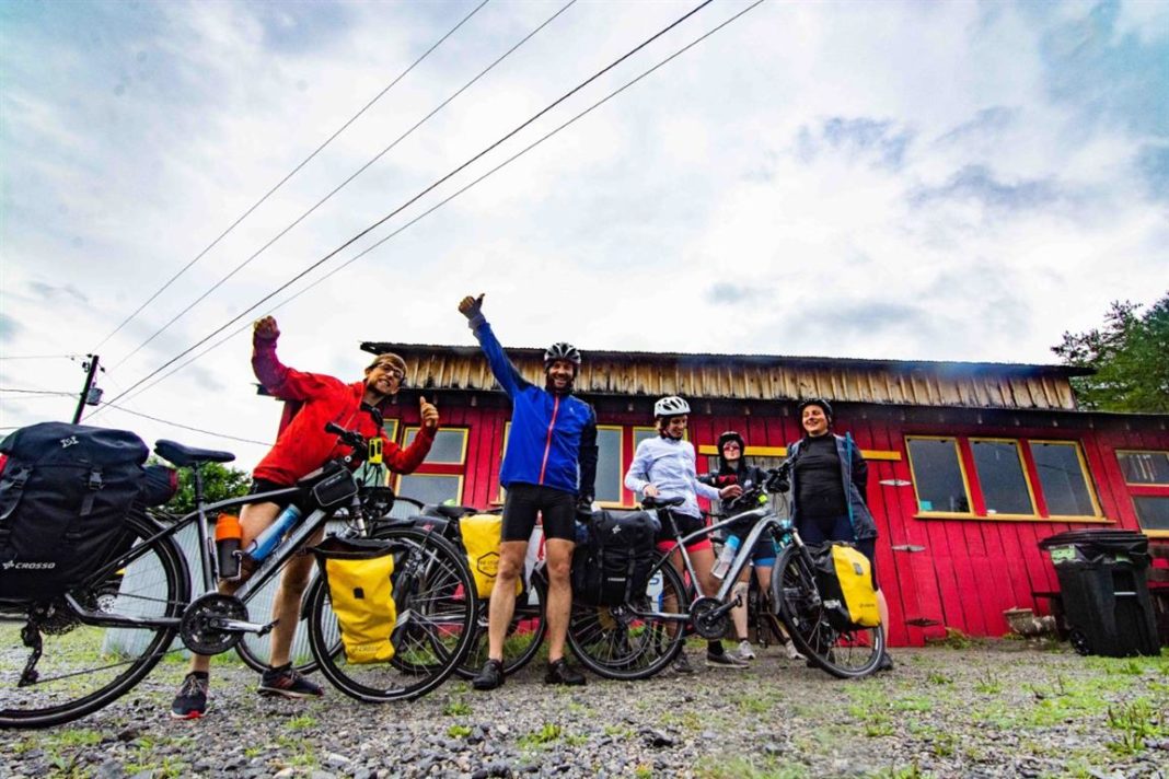 Troje mieszkańców Olsztyna wzięło udział w rowerowej sztafecie dookoła świata