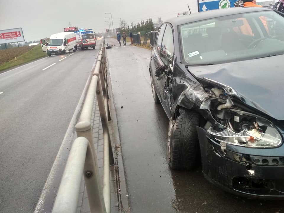Wypadek pod Olsztynem w kierunku Dywit