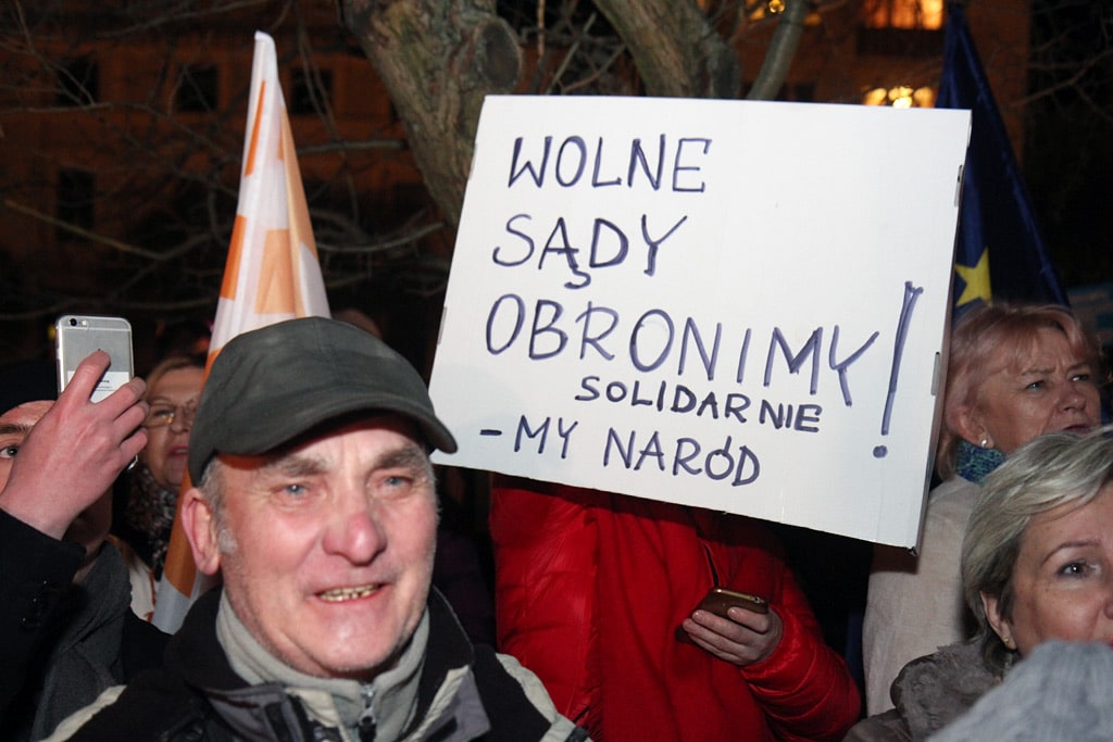 Kolejny protest w obronie sądów w Olsztynie. Frekwencja była niewielka