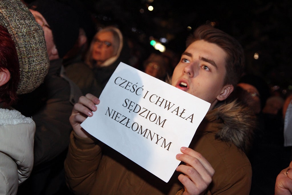 Kolejny protest w obronie sądów w Olsztynie. Frekwencja była niewielka