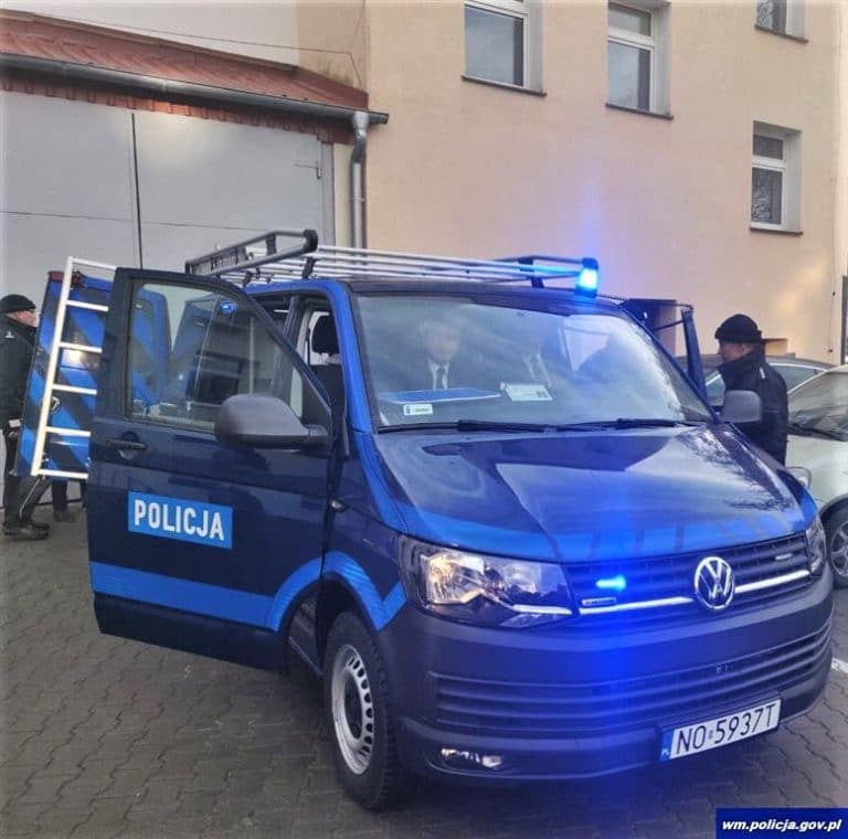 Olsztyńska policja ma nowy radiow&oacute;z. To pierwszy tego typu pojazd w naszym regionie