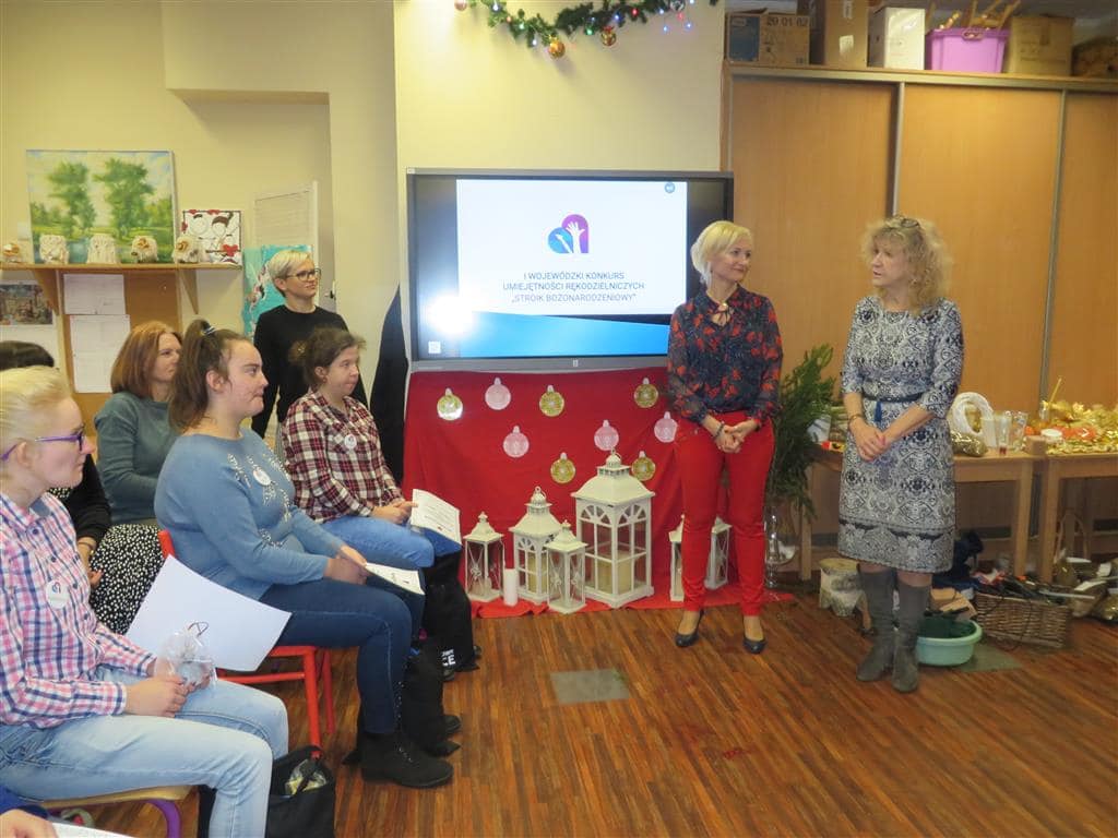 W Zespole Plac&oacute;wek Edukacyjnych odbył się I Wojew&oacute;dzki Konkurs Rękodzielniczy