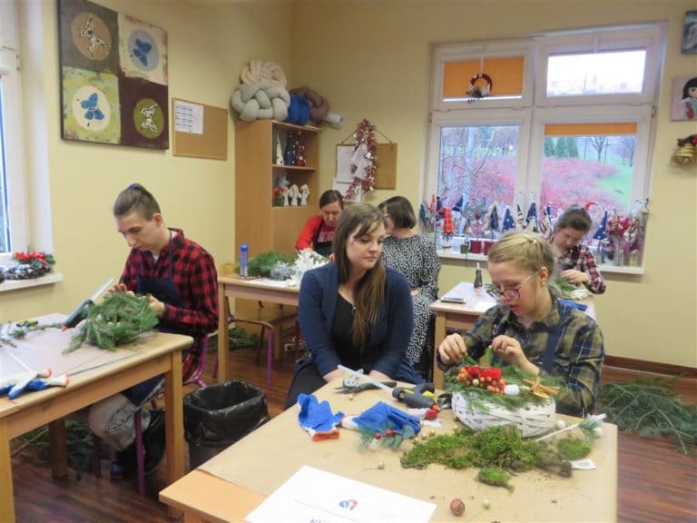 W Zespole Placówek Edukacyjnych odbył się I Wojewódzki Konkurs Rękodzielniczy