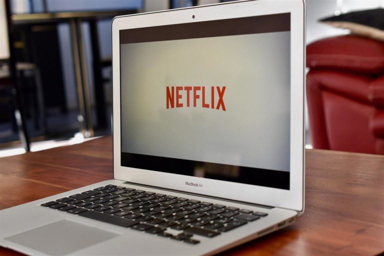 Olsztyńskie stowarzyszenie pozywa do sądu&hellip; Netflixa