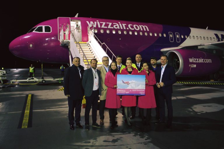 No to polatali. Wizzair kasuje połączenie z Szyman