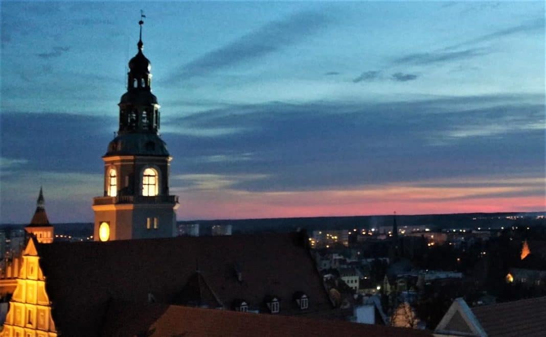 Zepsuł się zegar na wieży ratusza w Olsztynie