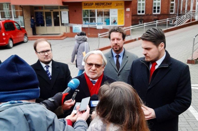Profesor Maksymowicz i Michał Wypij popierają referendum ws .odwołania Piotra Grzymowicza