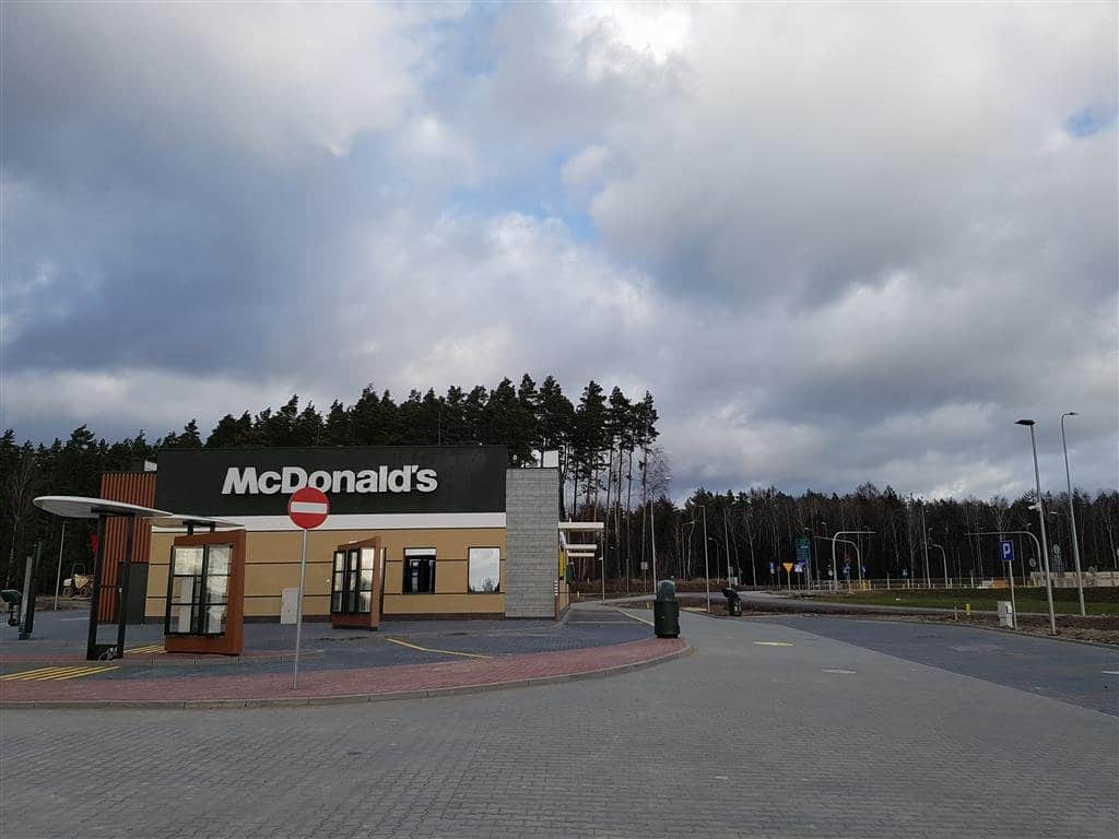 Na wjeździe do Olsztyna powstał McDonald. Buduje się KFC i Burger King