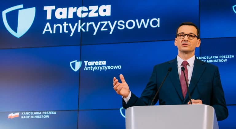 Rząd chce, by &bdquo;Tarcza antykryzysowa&rdquo; zaczęła obowiązywać od 1 kwietnia [OPIS]