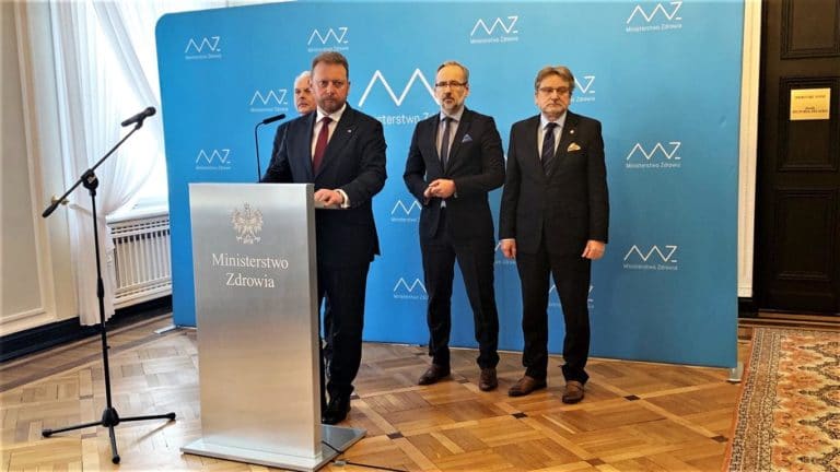 16 potwierdzonych przypadk&oacute;w koronawirusa w Polsce