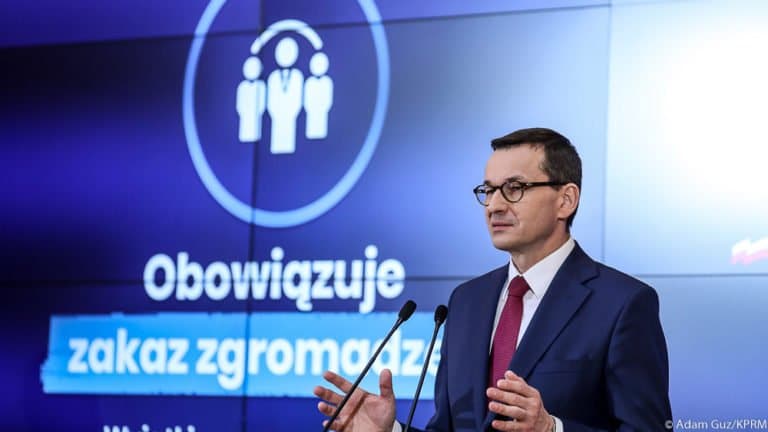 PILNE! Będzie obowiązywał w Polsce zakaz wychodzenia z domu