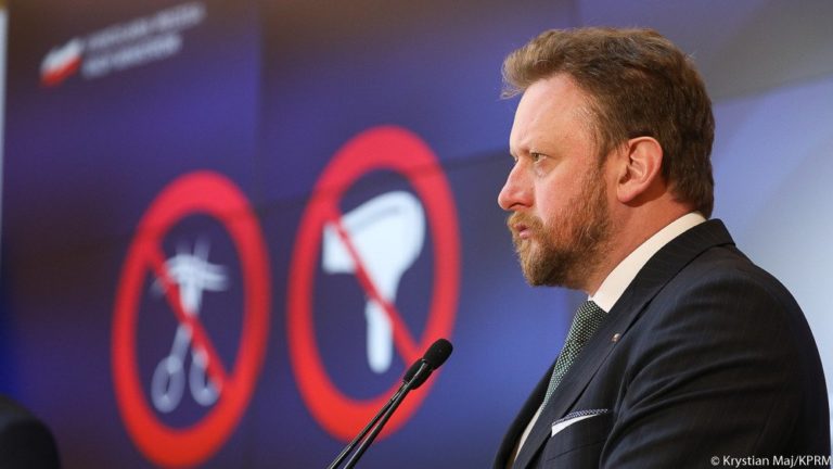 Minister Zdrowia zabiera głos ws. Wielkanocy. Czy będzie można spędzić święta z rodziną?
