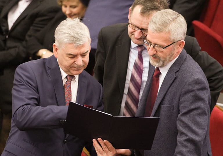 Uczelnie w Polsce odwołują zajęcia. Jakie działania podjęły władze UWM?