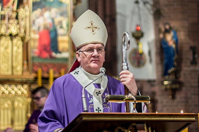Komunikatu Arcybiskupa Metropolity Warmińskiego w sprawie koronawirusa i mszy świętych