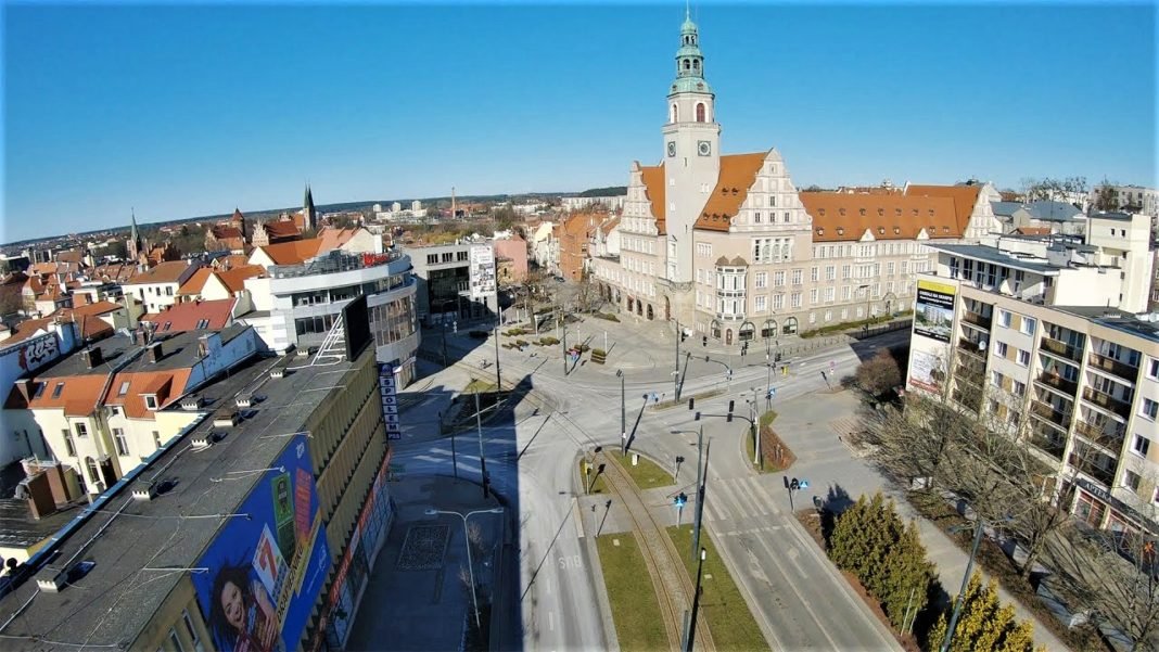 Olsztyn „Miasto Widmo”. Nagranie z drona podczas epidemii koronawirus wywołuje ciarki