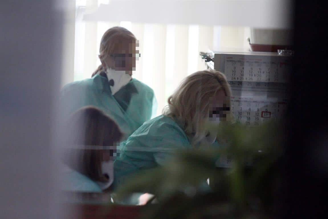Zamknięta przychodnia na Pieczewie. Jest wynik testów na koronawirusa pacjentki odwiezionej do Ostródy