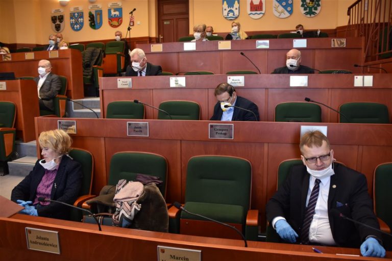 Sejmik przyjął plan zwalczania zakażeń koronawirusem
