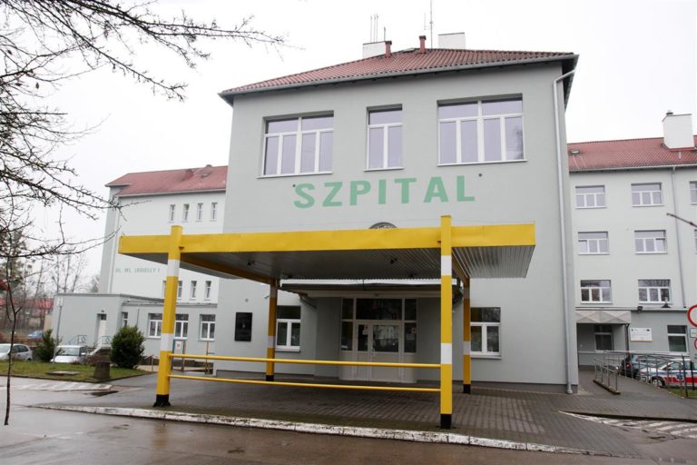 Warmińsko-mazurskie/ 11 osób hospitalizowanych w tym dwie zarażone koronawirusem