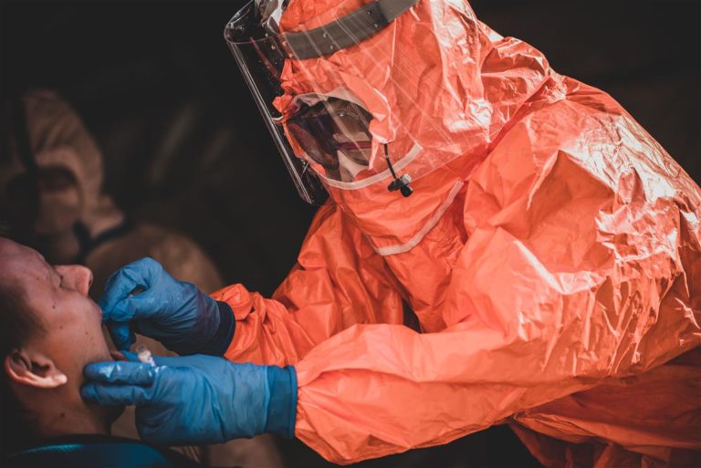 Nowe ognisko koronawirus w Warmińsko Mazurskim. Wojsko pobrało już ok. 100 wymazów