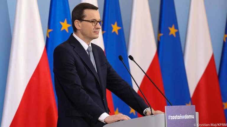 Premier przedstawił &bdquo;tarczę finansową&rdquo;, czyli program wsparcia firm o wartości ponad 100 mld zł