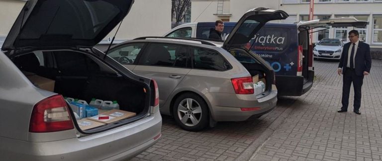 Kolejny transport środk&oacute;w ochrony osobistej dla DPS