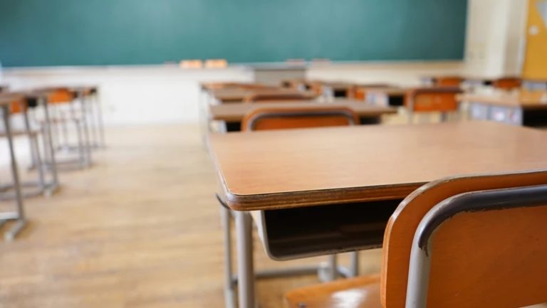Olsztyńskie szkoły niepubliczne w pandemii. Biorą czesne i siedzą cicho
