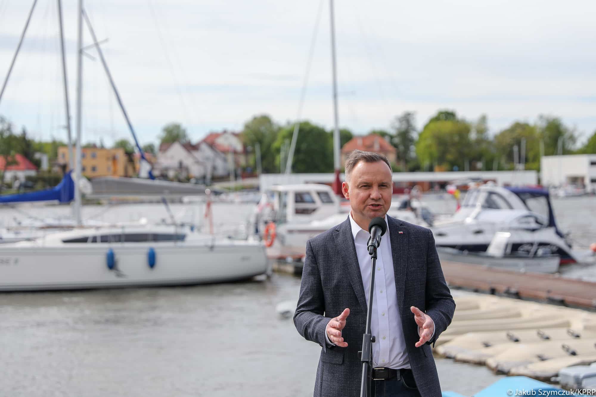 Prezydent: jestem w kontakcie z biznesem, również turystycznym, by móc wprowadzać kolejne rozwiązania pomocowe