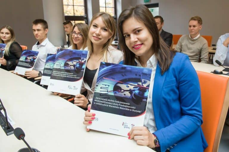 Samorząd wojew&oacute;dztwa wsparł Akademię Biznesu UWM