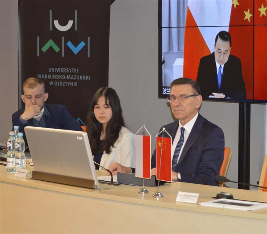 Polscy i chińscy naukowcy o koronawirusie. Wideokonferencja z partnerskim chińskim miastem Weifang