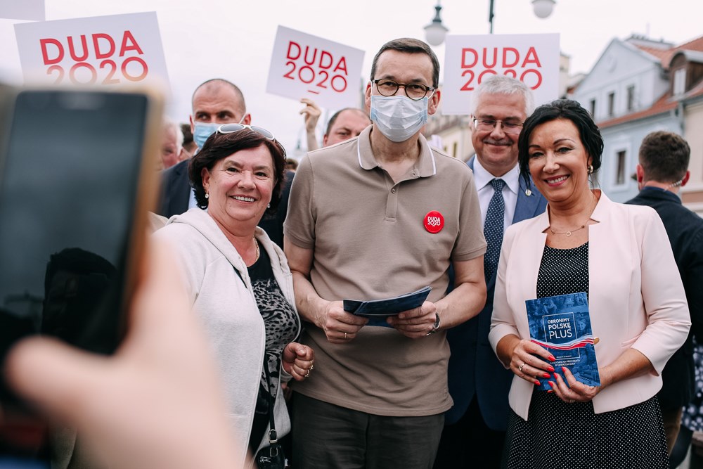 Premier wspierał na Mazurach kampanię wyborczą Andrzeja Dudy