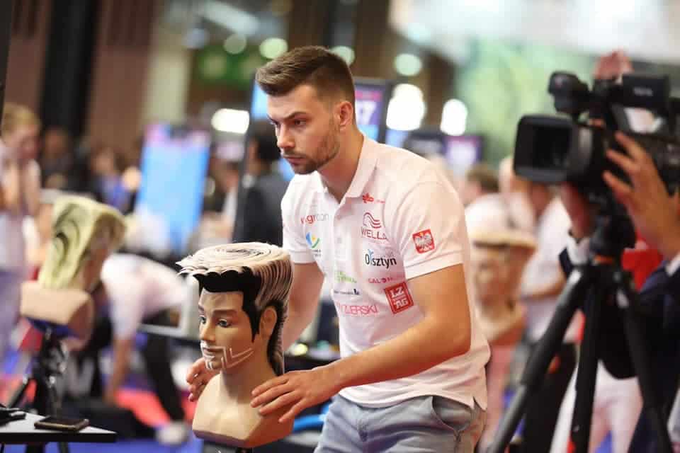 Mistrz Świata we fryzjerstwie zaprasza do swojego salonu