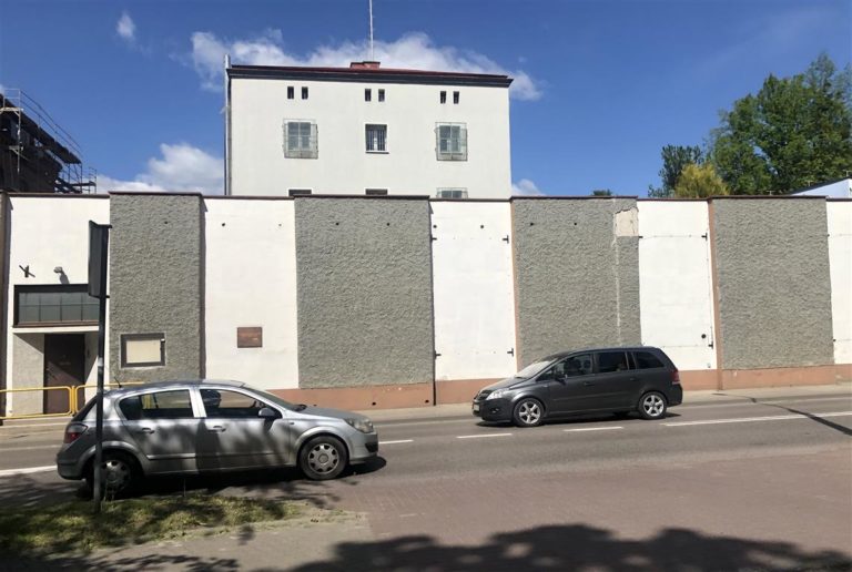 Areszt śledczy na sprzedaż