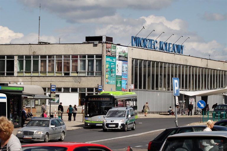 Kolejne zażalenia społecznik&oacute;w odrzucone. Dworzec do wyburzenia