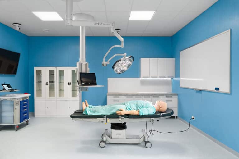 Uczelnia z Elbląga kusi: studiujcie u nas, wasi koledzy z Olsztyna już tu są