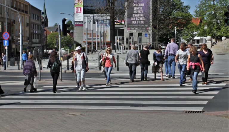Olsztyn wyludnia się. W ciągu pięciu lat ubyło tysiące mieszkańc&oacute;w!
